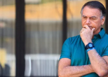 prisao-de-bolsonaro:-explosao-de-reacoes-no-campo-politico