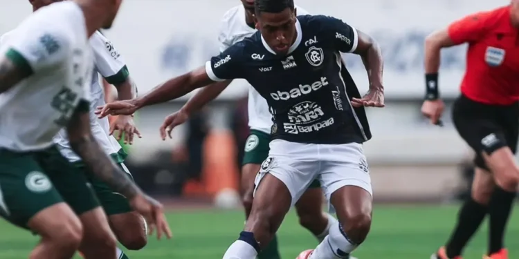 goias-perde-por-3-a-1,-e-encerra-participacao-da-serie-b-de-forma-vergonhosa