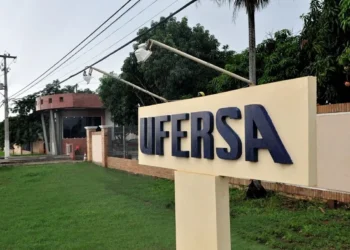 ufersa-lanca-concurso-para-professores-com-salarios-de-ate-r$-14-mil