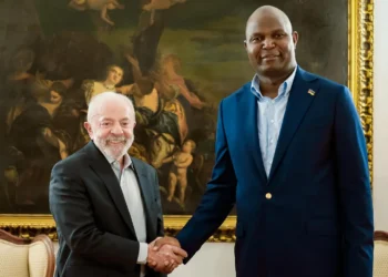 lula-afirma-que-brasil-“se-perdeu-em-caminhos-sombrios”