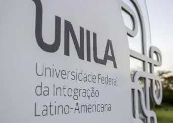 unila-abre-concurso-para-professores-com-salarios-de-r$-13,2-mil