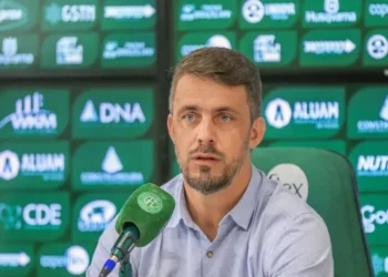 goias-mira-michel-alves-para-comandar-futebol-em-2026