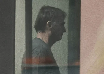 pl-decide-suspender-salario-e-funcoes-partidarias-de-jair-bolsonaro-apos-prisao