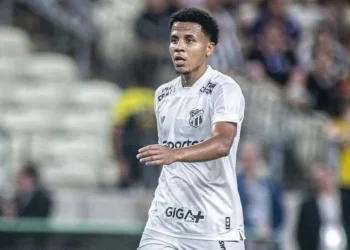 goias-acelera-reformulacao-para-2026-com-saidas-e-negociacoes