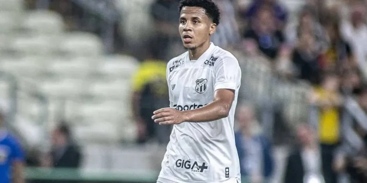 goias-acelera-reformulacao-para-2026-com-saidas-e-negociacoes