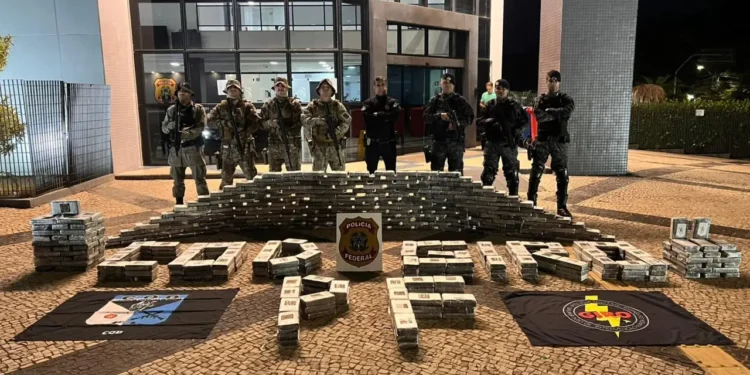 meia-tonelada-de-cocaina-e-apreendida-em-caminhao-de-carga-na-divisa-entre-goias-e-mato-grosso