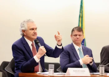 pec-da-seguranca:-caiado-critica-tentativa-de-retirar-autonomia-dos-estados