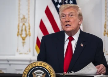 trump-suspende-pedidos-de-imigracao-de-19-paises