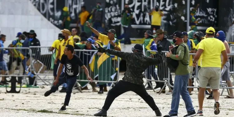 justica-argentina-autoriza-extradicao-de-cinco-condenados-pelos-atos-de-8-de-janeiro