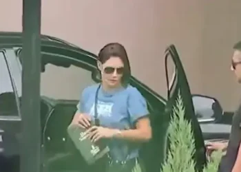 michelle-e-filha-visitam-bolsonaro-na-pf-em-brasilia