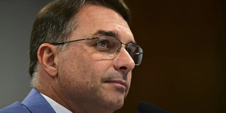 escolha-de-bolsonaro-pelo-filho-nao-afasta-candidaturas-de-governadores