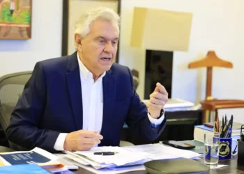 com-entrada-de-flavio-na-disputa,-qual-sera-o-futuro-politico-de-caiado?