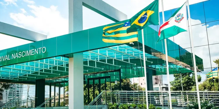 camara-de-rio-verde-abre-concurso-com-108-vagas-e-salarios-de-ate-r$-7,6-mil