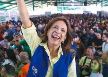 gracinha-caiado-lidera-corrida-ao-senado-em-goias-para-2026,-aponta-parana-pesquisas