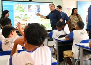 expansao-na-educacao-da-rede-municipal-avanca-em-meio-a-crise-e-denuncias-sobre-terceirizacao