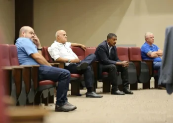 stj-mantem-multa-a-advogados-que-deixaram-julgamento-do-caso-valerio-luiz