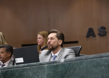 alego-empurra-conta-do-ipasgo-para-servidores