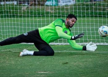 goias-renova-contrato-de-thiago-rodrigues-para-2026