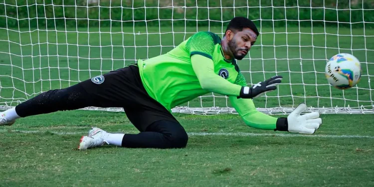 goias-renova-contrato-de-thiago-rodrigues-para-2026