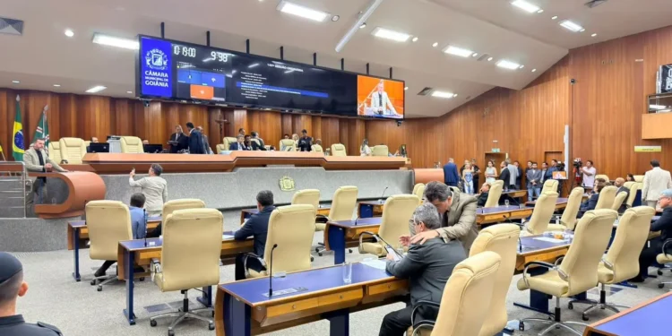camara-de-goiania-aprova-mudancas-na-cosip-e-credito-adicional-para-ppps