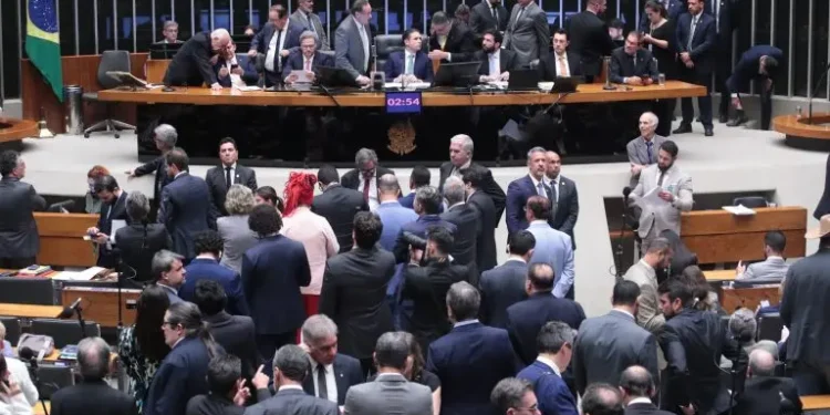 com-exito-na-camara,-implementacao-de-dosimetria-ainda-e-incerta