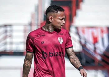 vila-nova-inicia-reconstrucao-e-fecha-9-reforcos-em-10-dias