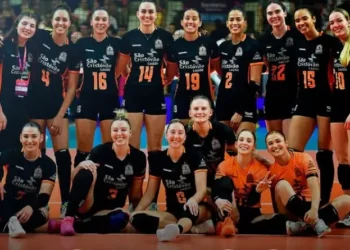 osasco-vence-o-praia-clube-e-conquista-o-terceiro-lugar-no-mundial-de-clubes-feminino-de-volei
