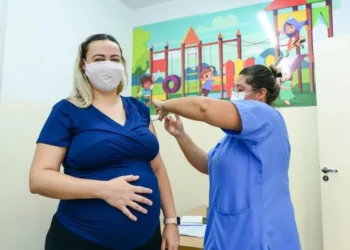 mais-de-mil-doses-da-vacina-de-bronquiolite-sao-aplicadas-em-goiania