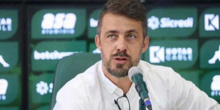 goias-vai-apresentar-daniel-paulista-e-michel-alves-juntos-nesta-quarta-feira-(17)