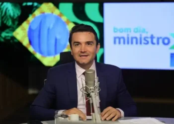 lula-afasta-celso-sabino-e-entrega-turismo-novamente-ao-uniao-brasil