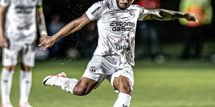 goias-anuncia-contratacao-do-meia-lourenco-para-2026