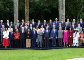 “hora-de-mostrar-quem-e-quem-nesse-pais”:-diz-lula,-sobre-embate-politico-de-2026