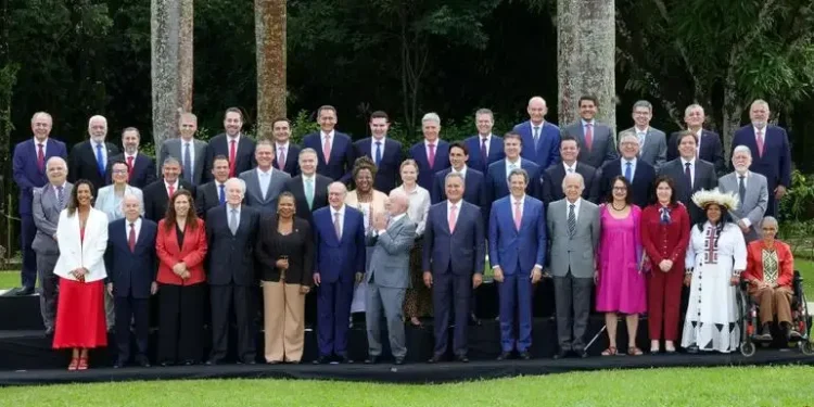 “hora-de-mostrar-quem-e-quem-nesse-pais”:-diz-lula,-sobre-embate-politico-de-2026