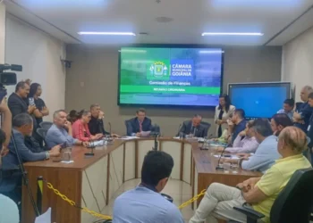 comissao-da-camara-aprova-projeto-que-revoga-a-taxa-do-lixo