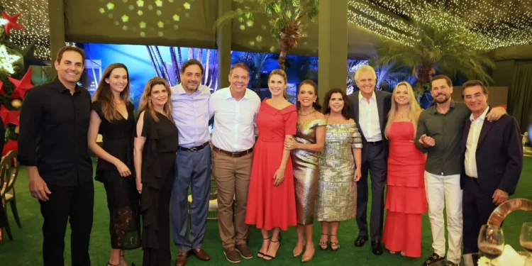 em-confraternizacao-e-com-tom-eleitoral,-caiado-reune-alego-e-camara-federal