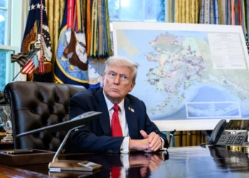 justica-dos-eua-diz-que-arquivos-epstein-tem-“acusacoes-falsas”-contra-trump