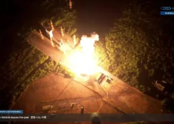 foguete-do-1o-voo-comercial-no-brasil-explode-apos-decolagem