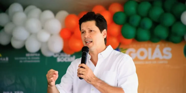 casas-a-custo-zero-em-goias-consolidam-imagem-positiva-de-daniel-para-2026