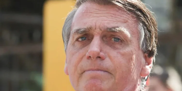 michelle-comemora-sucesso-na-cirurgia-de-bolsonaro