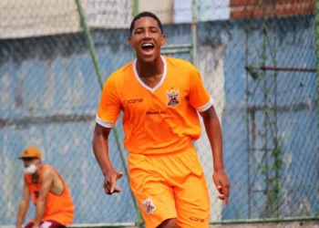 atletico-go-contrata-artilheiro-com-22-gols-em-2025