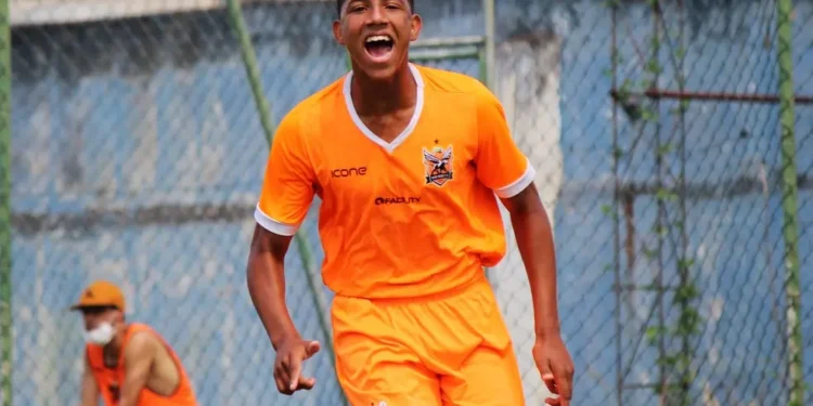 atletico-go-contrata-artilheiro-com-22-gols-em-2025