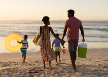 verao-comeca-aquecido-apos-turismo-injetar-r$-148-bilhoes-na-economia-brasileira