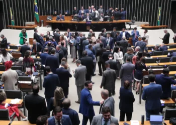 federal-202-mil-votos;-estadual-84-mil.-nao-tem?-caia-fora