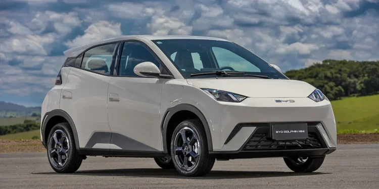tesla-perde-lideranca-global-de-carros-eletricos-e-e-ultrapassada-pela-chinesa-byd