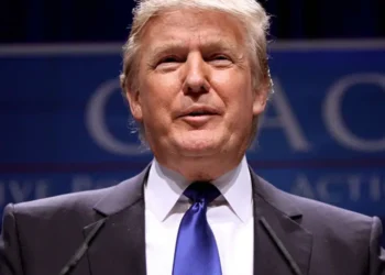 trump-anuncia-que-eua-vao-administrar-temporariamente-a-venezuela-apos-captura-de-maduro