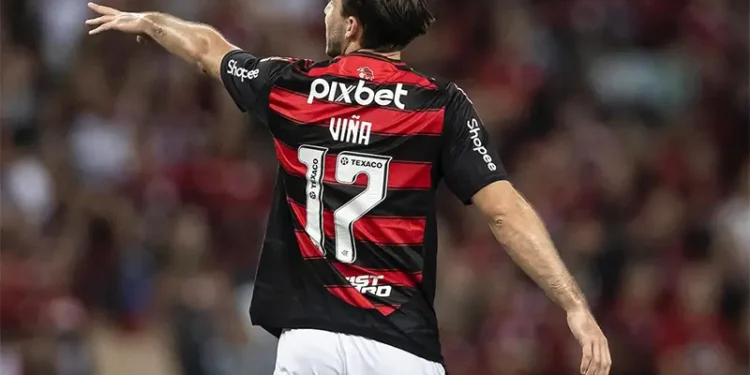 flamengo-encaminha-saida-de-vina-para-o-river-plate-por-r$-2,7-milhoes