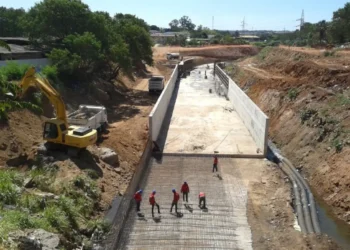 5o-pior-prefeito-do-pais,-mabel-promete-obras-e-enfrenta-cobranca-por-entregas-em-goiania