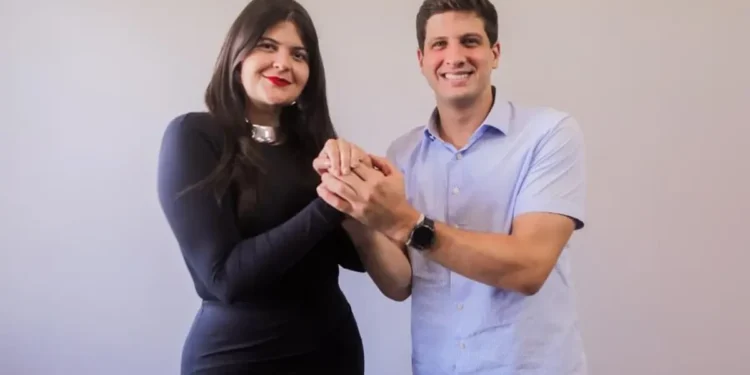 aava-santiago-deixa-o-psdb-e-assume-presidencia-do-psb-em-goias