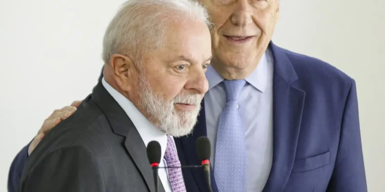lewandowski-pretende-deixar-governo-e-lula-busca-substituto