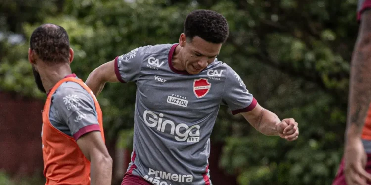 marquinhos-gabriel-e-apresentado-e-assume-o-protagonismo-e-camisa-10-no-vila-nova